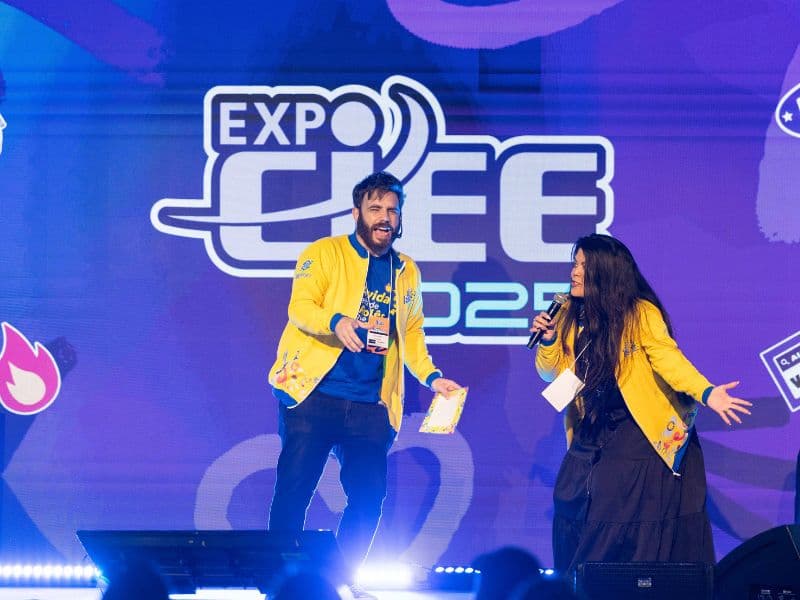 Plateia em evento com Stênio Soares